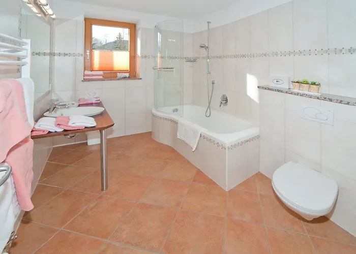 Schoenangerhof Apartment